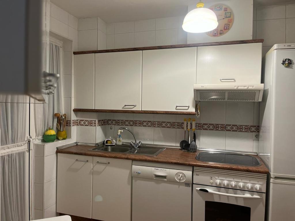Lyrioshomes Precioso Apartamento Puerto De Estepona Esterno foto