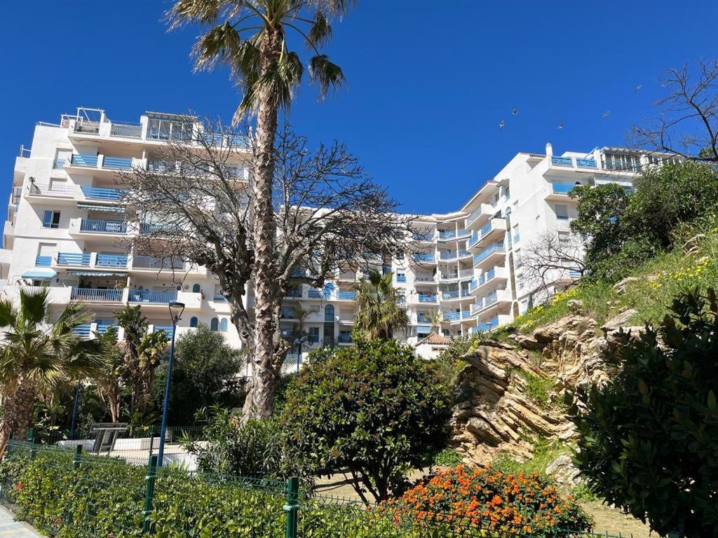 Lyrioshomes Precioso Apartamento Puerto De Estepona Esterno foto