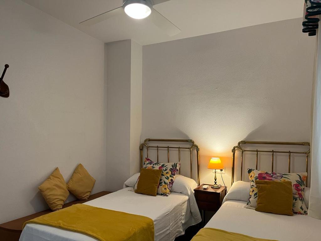 Lyrioshomes Precioso Apartamento Puerto De Estepona Esterno foto